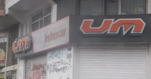 INDUSCAR UM INDUSCAR UM